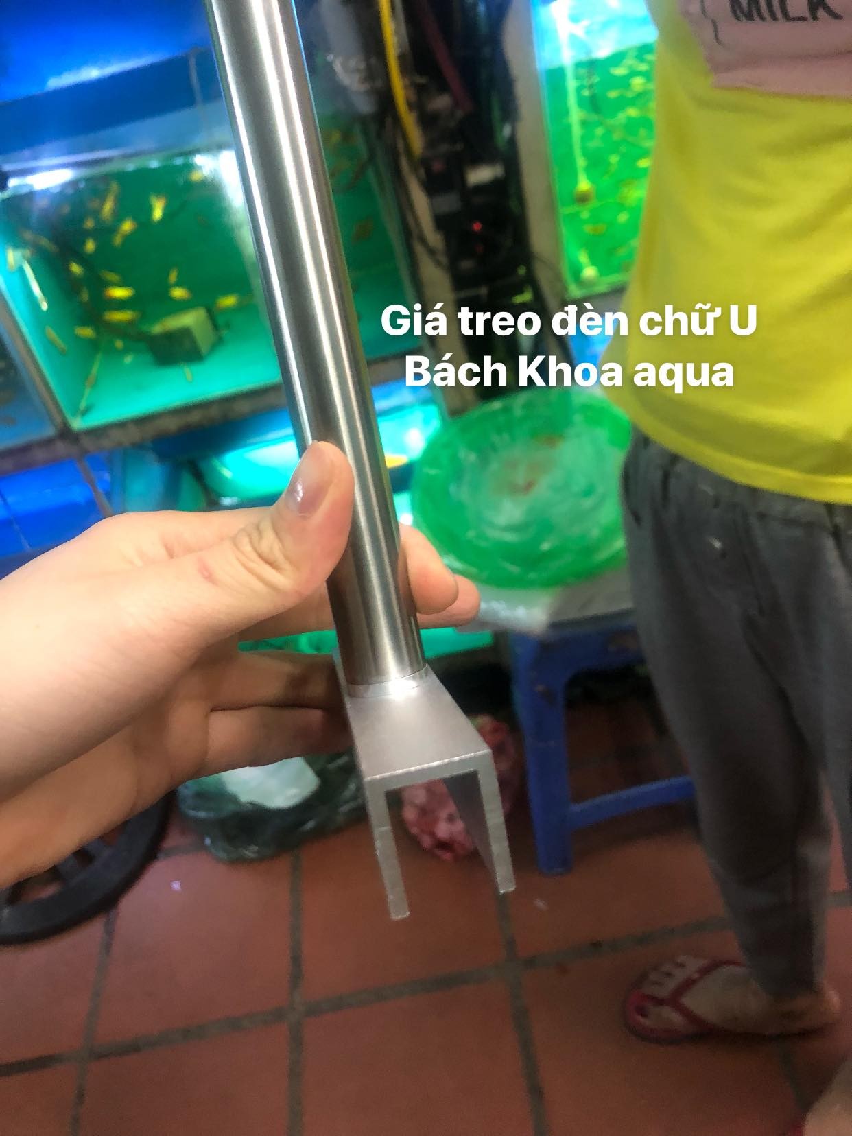 GIÁ TREO ĐÈN INOX CHỮ U MUFAN